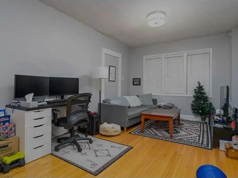 98 Brubacher St #2 — Photo 2
