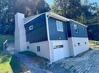 1523 Cabel St, Fairmont, WV 26554