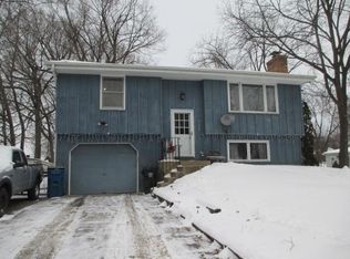 5130 Three Points Blvd, Mound, MN 55364