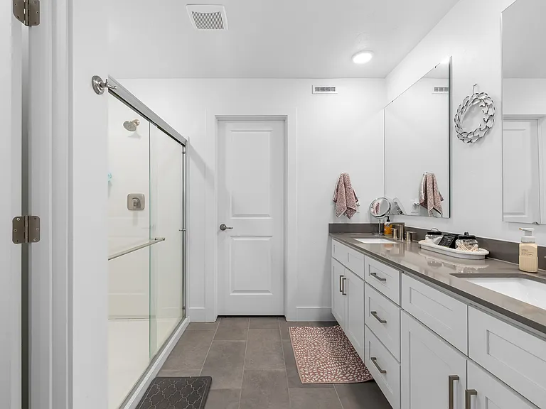 8154 W Fern St — Photo 26