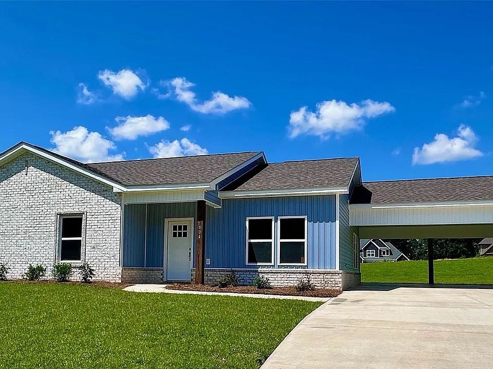 1st image of 104 Neenan Dr