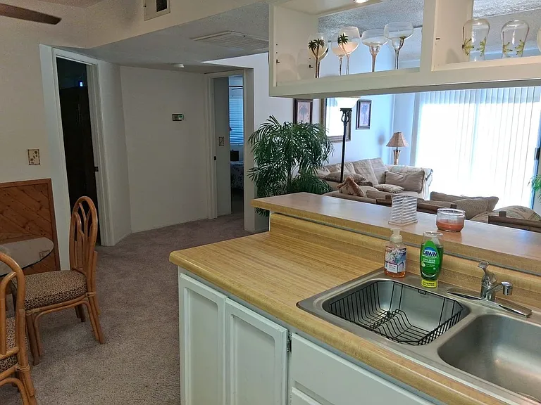 441 Moser Ave #C2 — Photo 8
