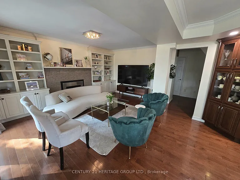 163 Fox Run — Photo 3