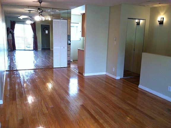 2nd image of 105 Gardens Dr APT 201
