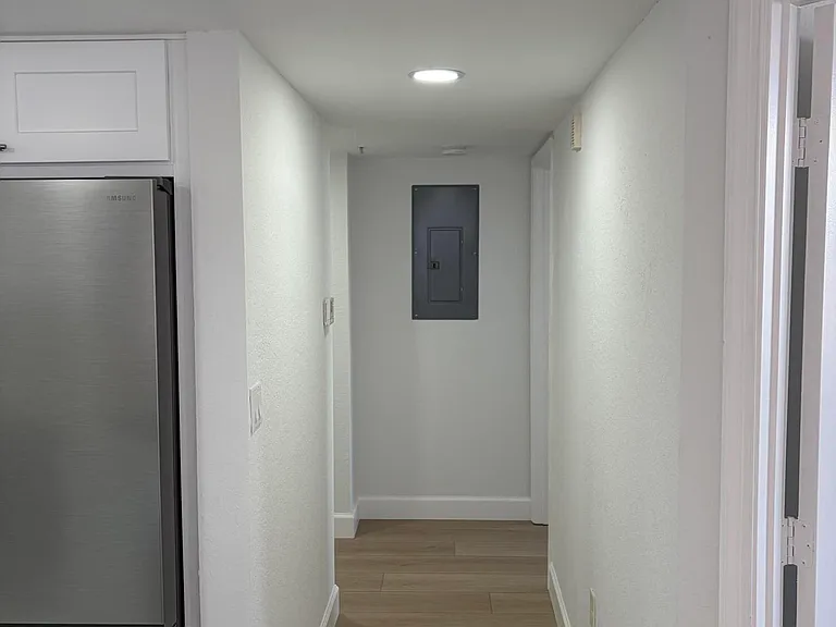 1801 N Flagler Dr #824 — Photo 11