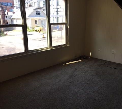 2nd image of 235 W Norwich Ave APT D