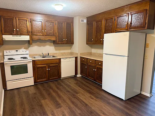 205 Glenwood Ln #1 Photo 1 205 Glenwood Ln #1 Photo 1