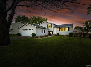 6400 Taywood Rd, Englewood, OH 45322