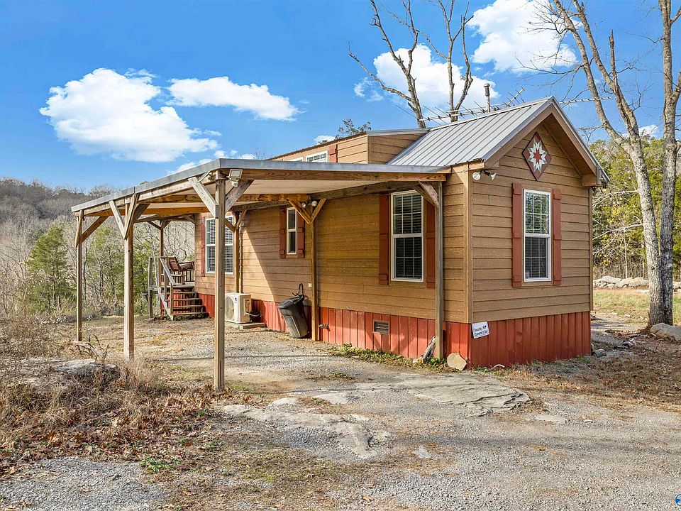 1st image of 206 Red Bud Ln