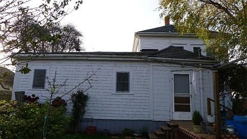 2nd image of 3307 Pine St