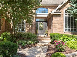 16120 S Creekwood Dr, Homer Glen, IL 60491
