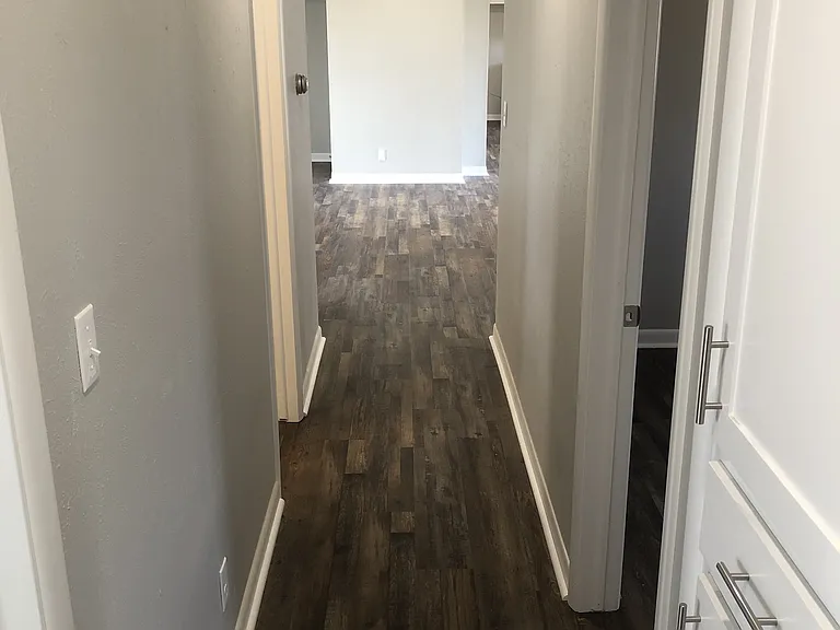 2209 Iowa St — Photo 16