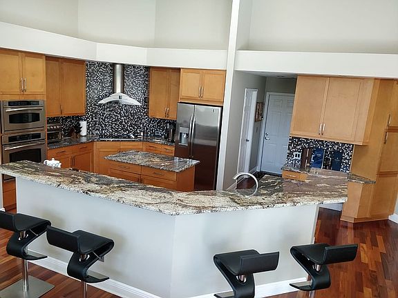 Gourmet Kitchen