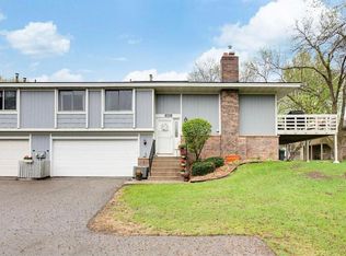 6901 Macbeth Ct, Woodbury, MN 55125