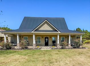 7935 Peacock Rd, Baker, FL 32531