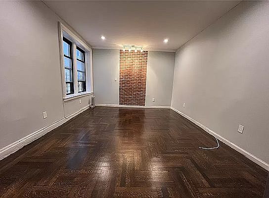 2nd image of 31 W Mosholu Pkwy N APT 2F