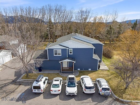 2nd image of 2401 Daws Dr #A-b