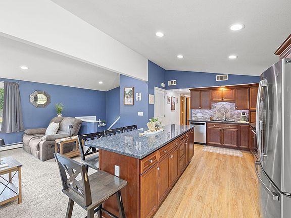 3rd image of 536 4th St N