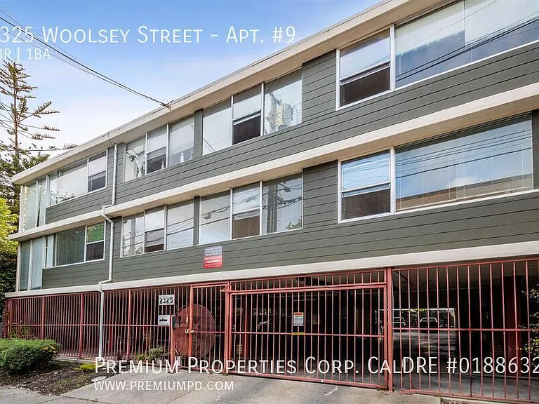 2325 Woolsey St — Photo 13