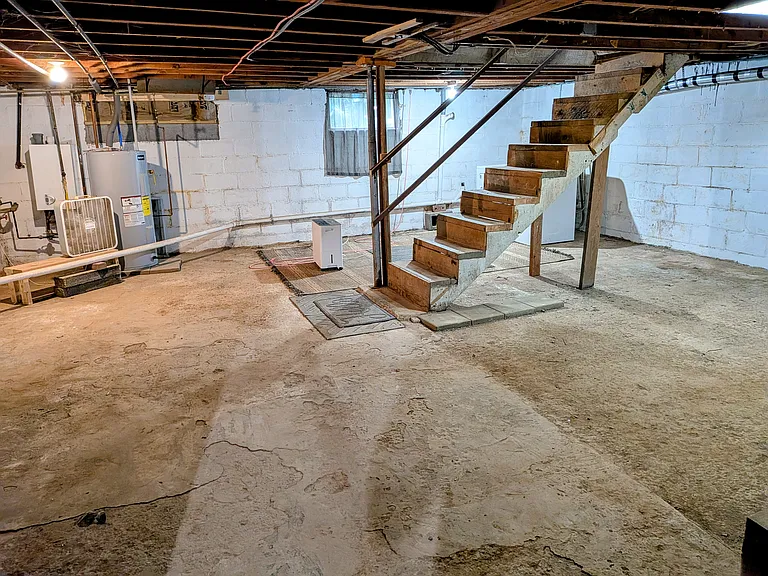 307 Austin Ave — Photo 17