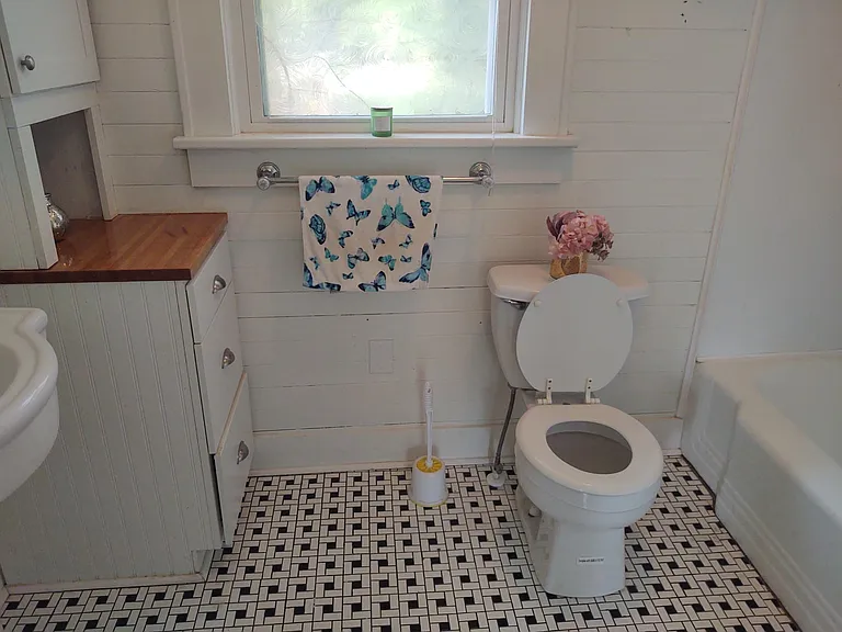 400 Wiley Ave #C — Photo 7