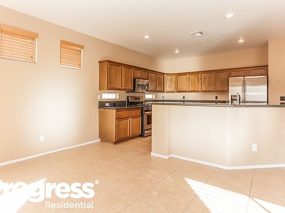4th image of 4033 Annendale Ave N