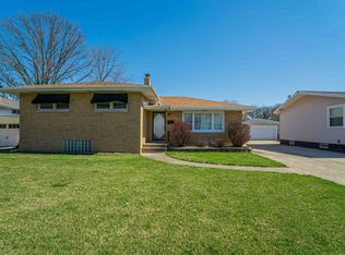 8023 Monroe Ave, Munster, IN 46321