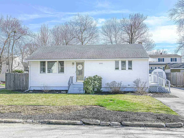 15 Celeste Street, Manchester, NH 03103