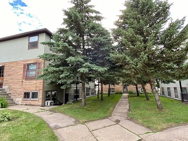 2006-2012 Parmenter St — Photo 3