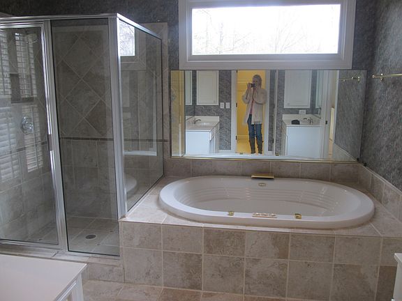 4th image of 306 Sawgrass Ct