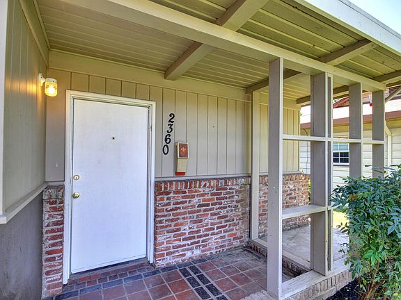 4th image of 2360 Lloyd Ln