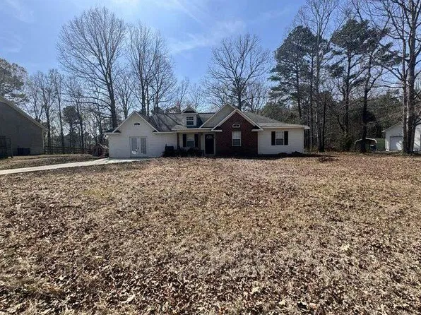 213 Legion Dr, Steele, AL 35987