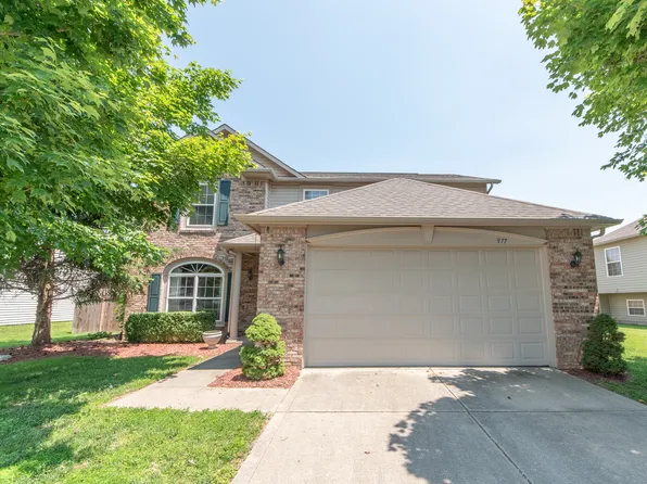977 Canary Creek Dr, Franklin, IN 46131