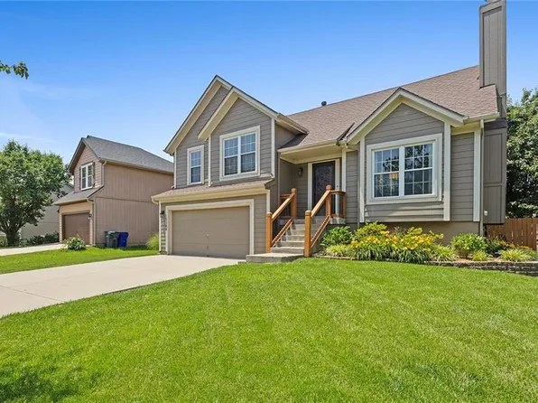 15384 S Alden St, Olathe, KS 66062