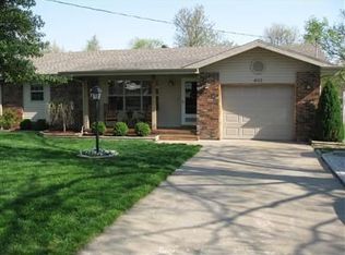 403 E Saint Louis St, Nixa, MO 65714
