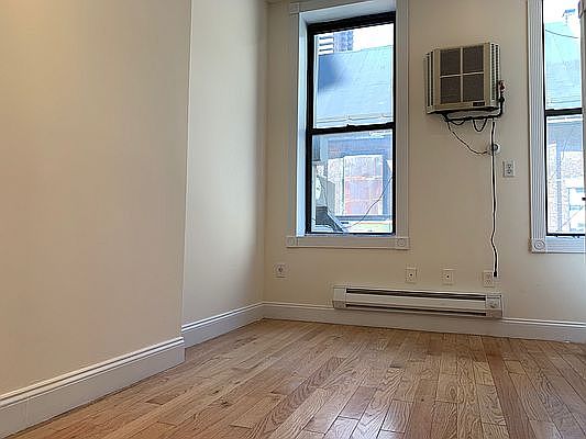 5th image of 613 9th Ave #2X