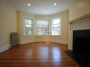 10 Beals St #3, Brookline, MA 02446