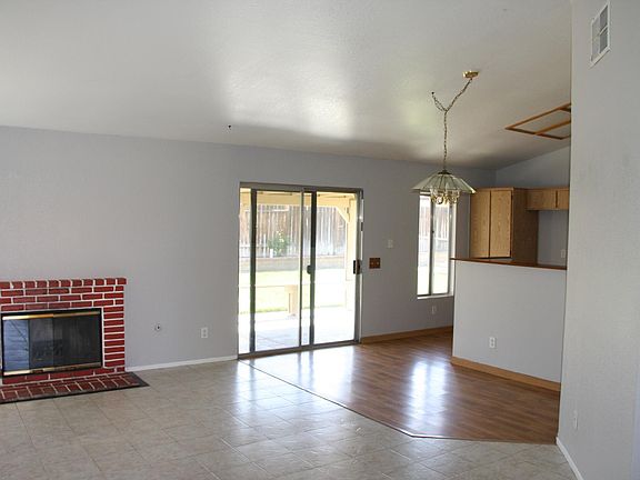 4th image of 4020 Triton Dr
