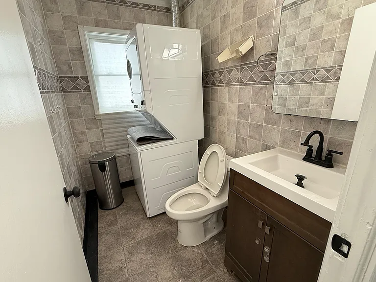 7331 Drexel St — Photo 18