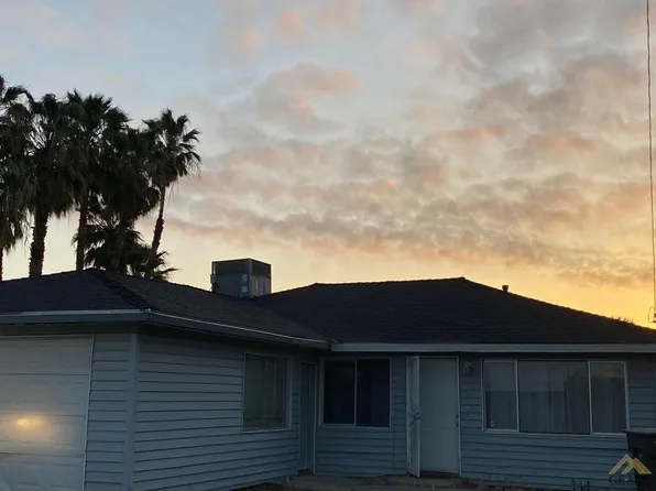 593 Morning Dr, Bakersfield, CA 93306