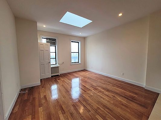 1st image of 159 2nd Ave #7X