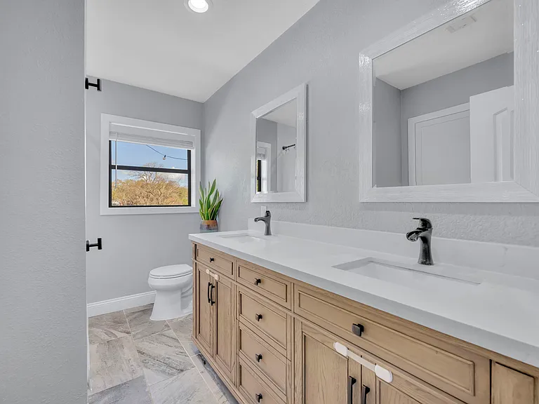 1081 Lake Weldona Dr — Photo 12
