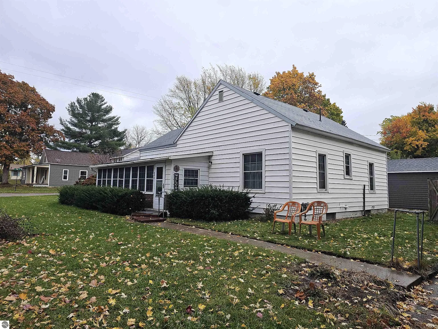 204 W Union St photo 1