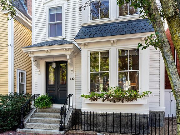 3rd image of 347 Essex St