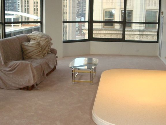 4th image of 405 N Wabash Ave Unit 1713