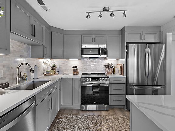 5th image of 6666 Brookmont Ter APT 1202