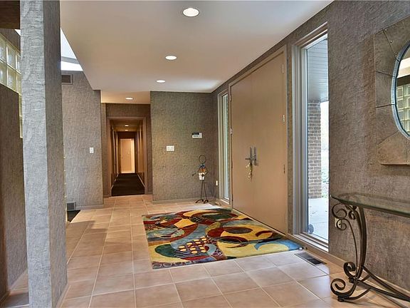 5th image of 5804 Lamplighter Dr