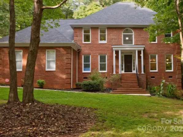 7324 Cobblecreek Dr, Matthews, NC 28104