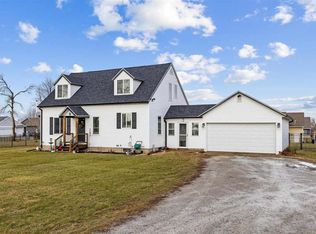 305 E Park Ridge Rd, Atkins, IA 52206