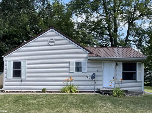 405 E Wood St, Montezuma, IA 50171